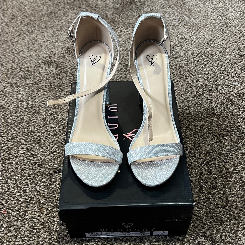 Windsor Glittering Silver Heels ✨
